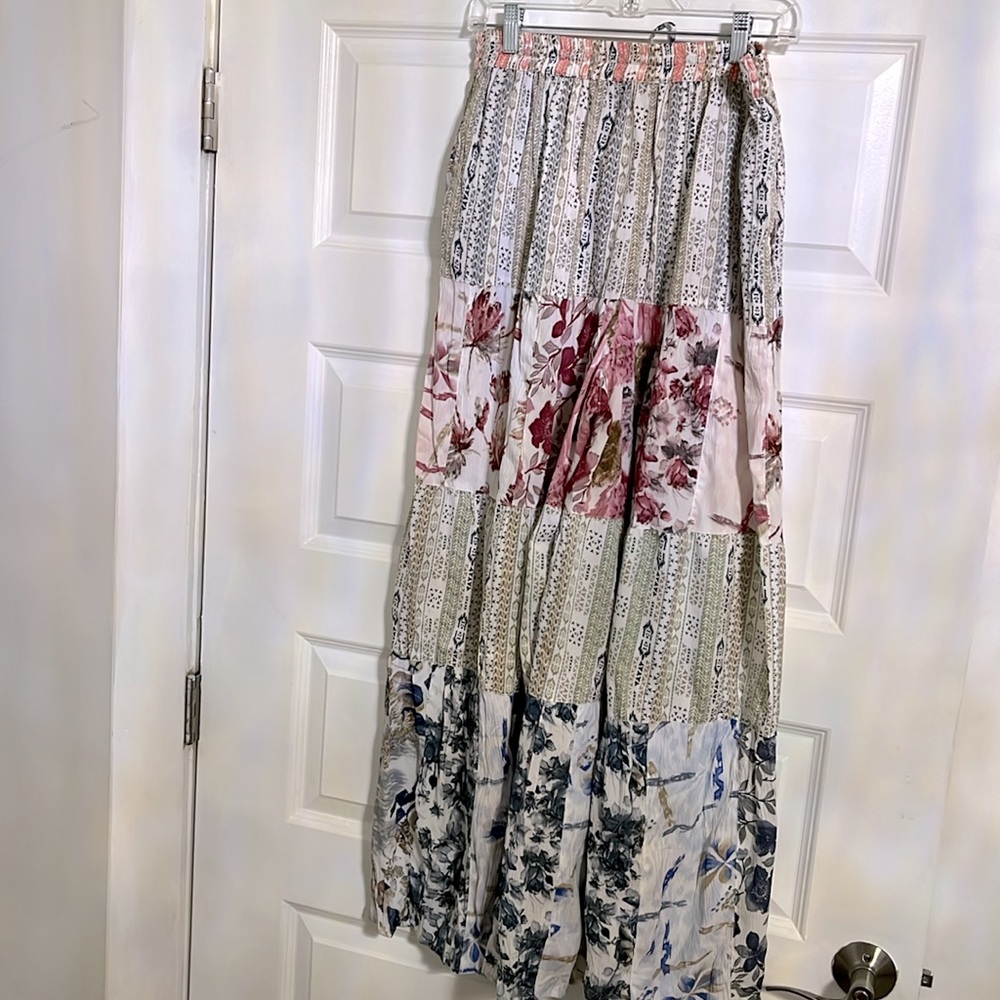 Young Threads NWOT Boho Wide Leg Floral Pants with Tie & Elastic Waist - Picture 7 of 9